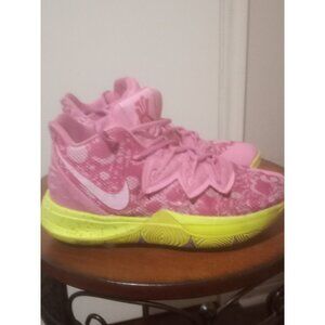 Nike Kyrie 5 Patrick Star Spongebob Squarepants CJ6951-600 Size 6